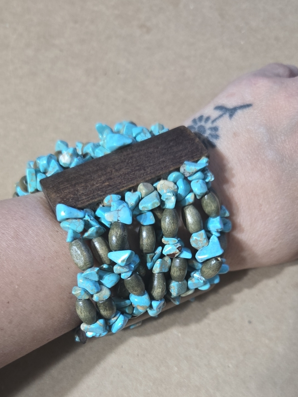 Turquoise Chip & Wood Stretch Bracelet